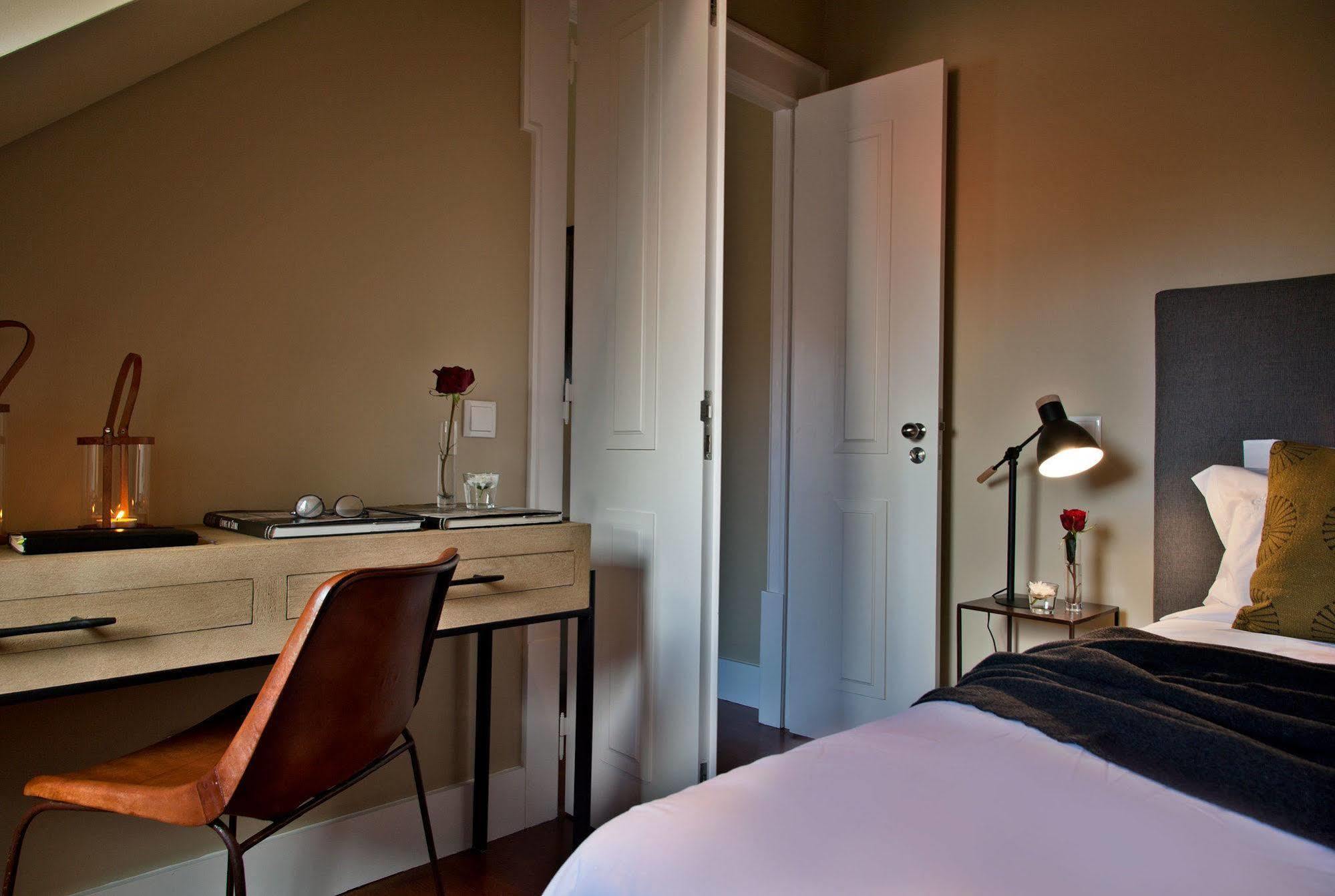 Lisbon Five Stars Apartments Sao Juliao 72 מראה חיצוני תמונה